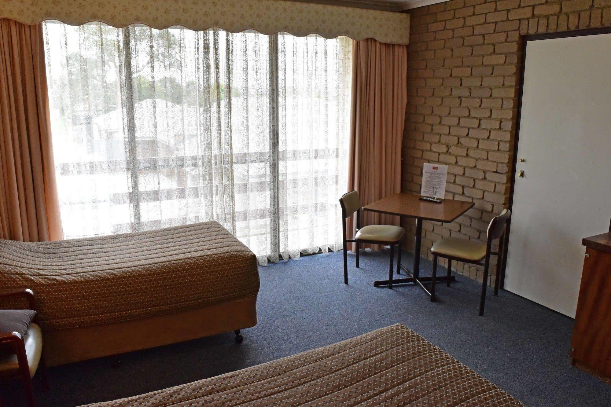 The Black Bull Motel Traralgon Exterior foto